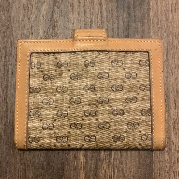 Gucci Bifold Vintage Wallet - Picture 2 of 12